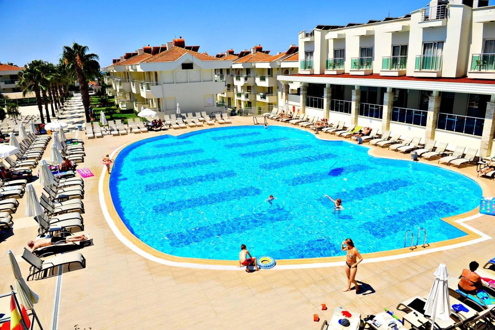 Dream Family Club Hotel Side Exterior foto